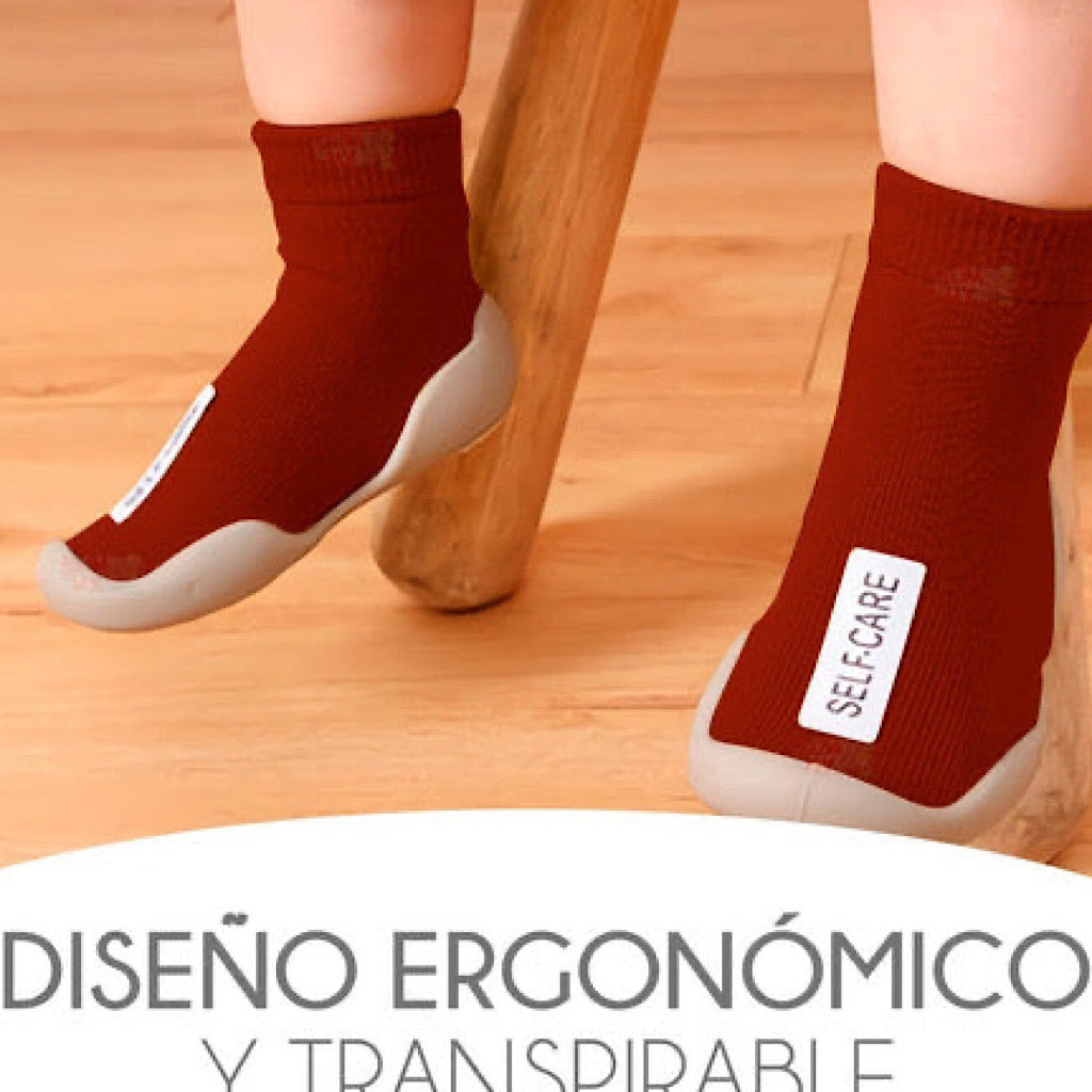 Zapato calcetín antideslizante color rojo - JORHELITOS - JORHELITOS